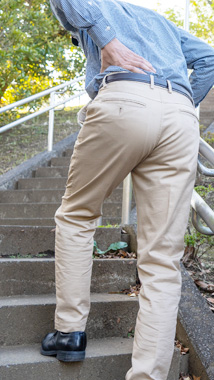 病院を転々としても回答は「手術しかない」